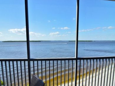 Beautful Gulf and Bay Views Fort Myers Area Condo